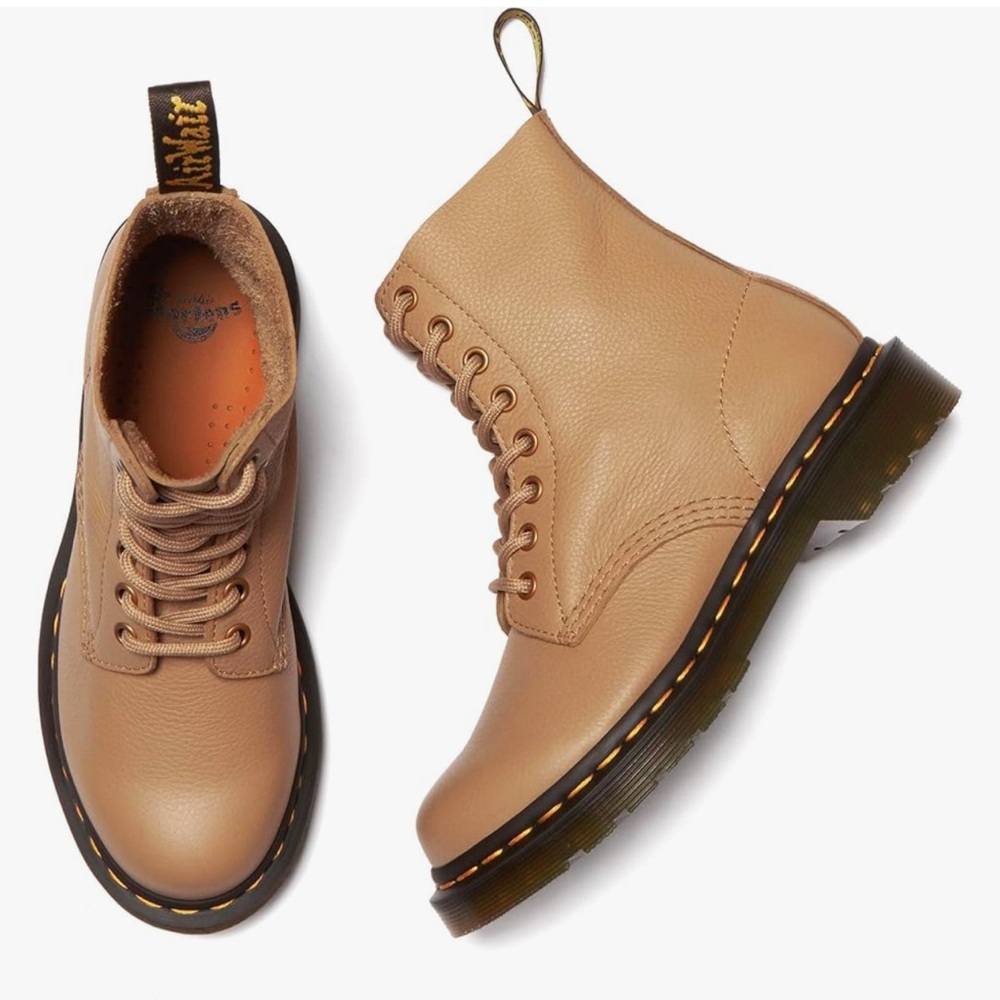 Dr. Martens 1460 Pascal Lace-Up Boots Savannah Tan